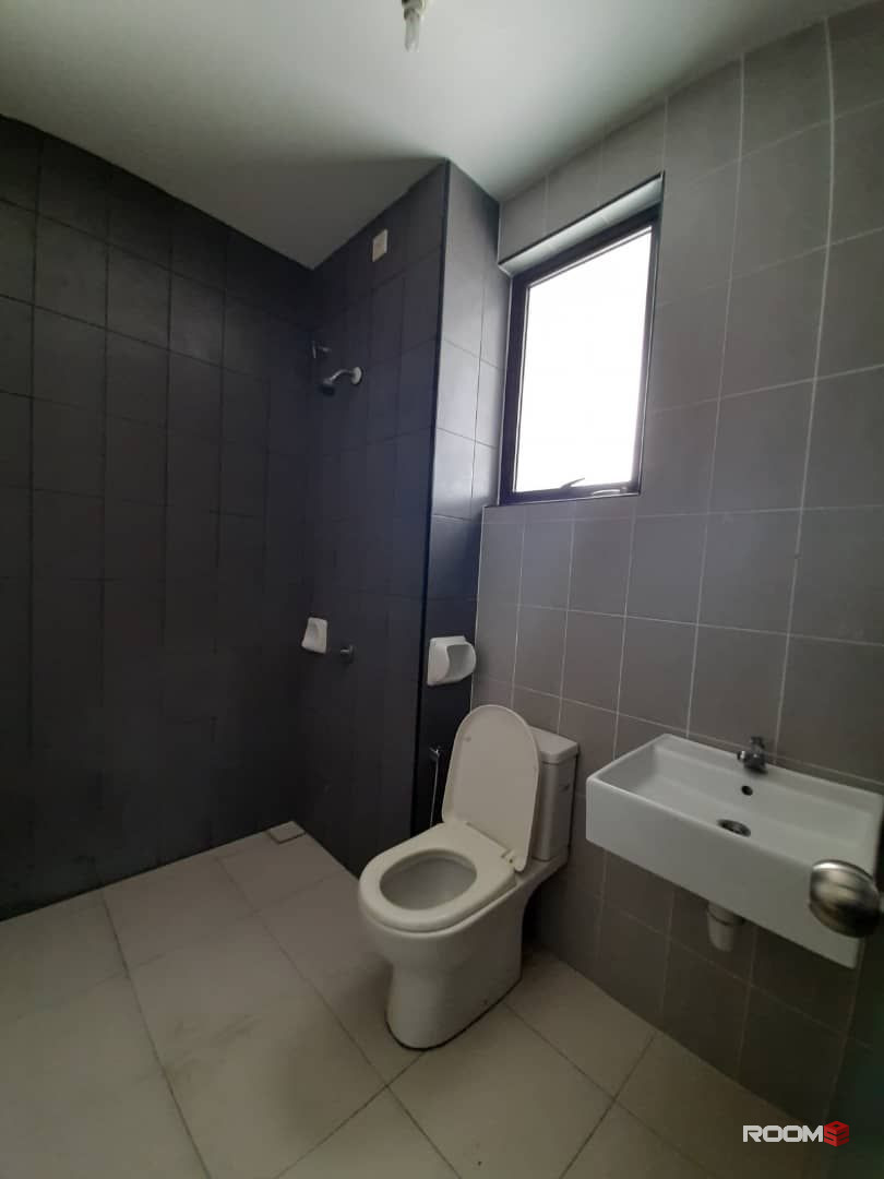 [Bilik Sewa Mampu Milik] , [Bilik Master ] , Seremban ,  [ KTM Tiroi] Bdr Ainsdale , Seremban Gateway , KPJ , NSK , Labu
