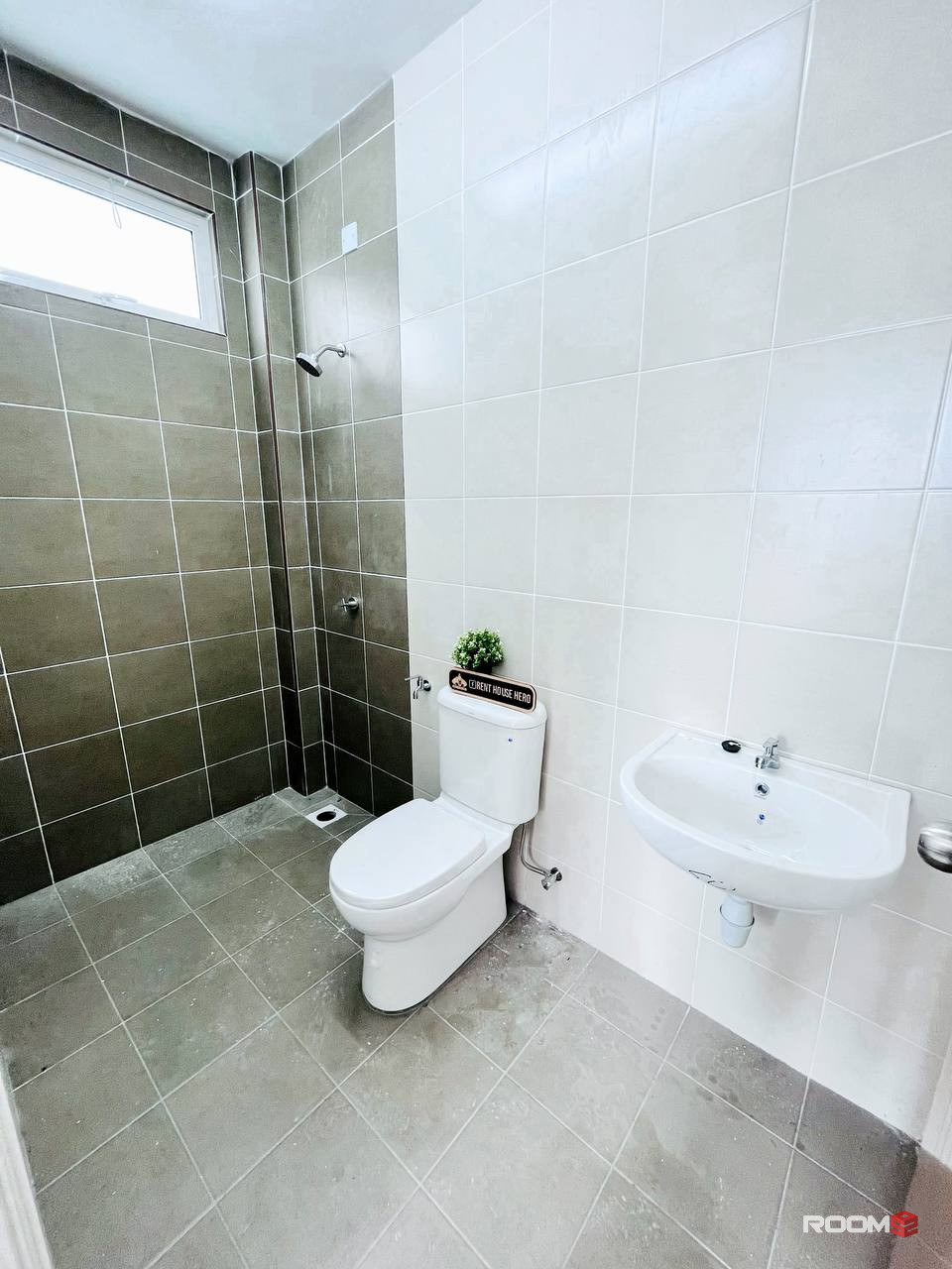 [Bilik Sewa Murah] , Tmn Bukit Senawang Perdana , [Bilik Medium] , Senawang , Seremban , Nexperia , Samsung SDI , Paroi