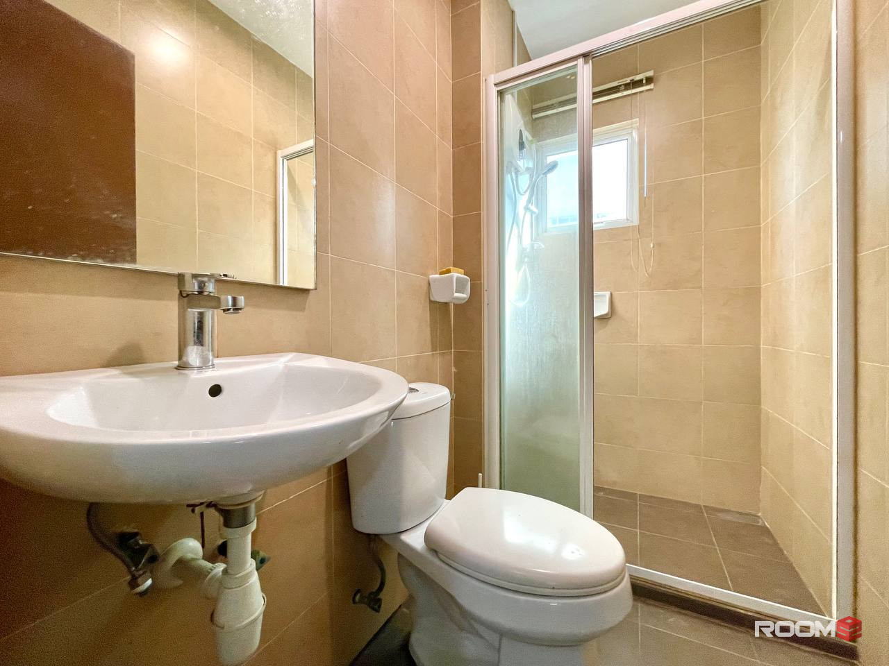 Rent Room At KLCC Area 🤑 With NO Deposit 😱 Near New MRT Putrajaya Line