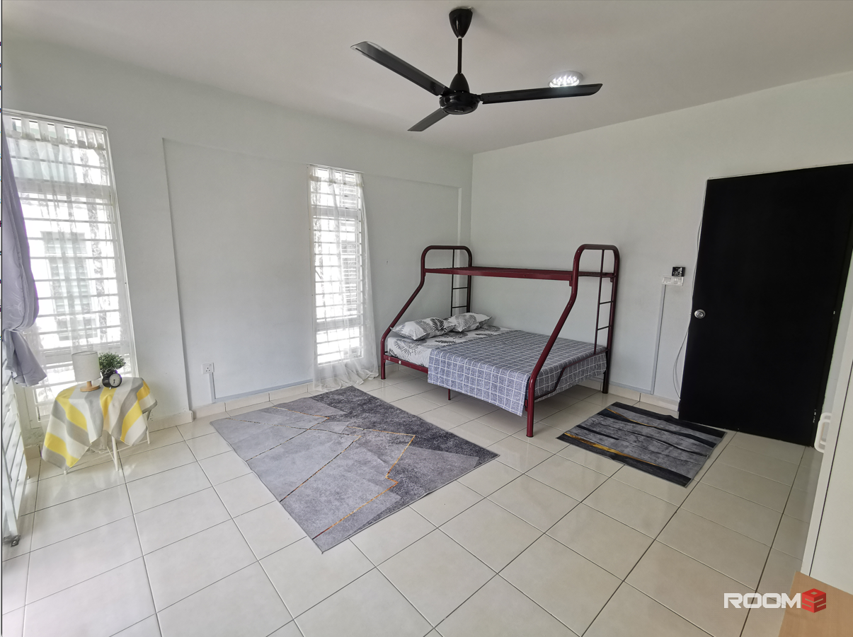[Bilik sewa Cozy & Privacy], Bangi avenue 3 [Bilik Master] ,  [PEREMPUAN] , [KTM Bangi] Kuis , Bandar Seri Putra  UKM
