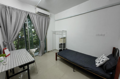 NO AGENT FEE. Female Unit.Cyberjaya MMU.Quiet. Non Sharing Room.