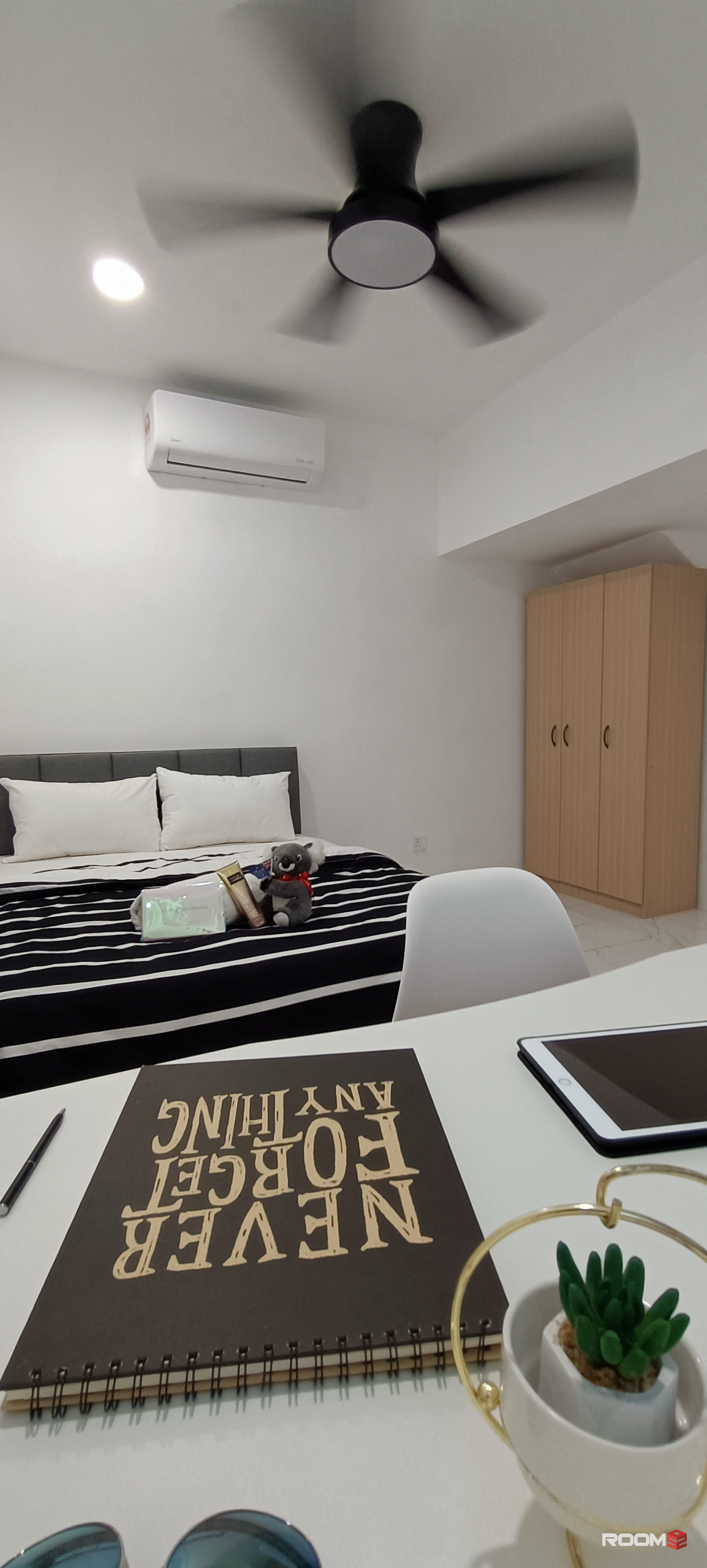[Middle Room] Near Sunway/Icon City/Paradigm Mall/Kelana Jaya/SS2/SS3