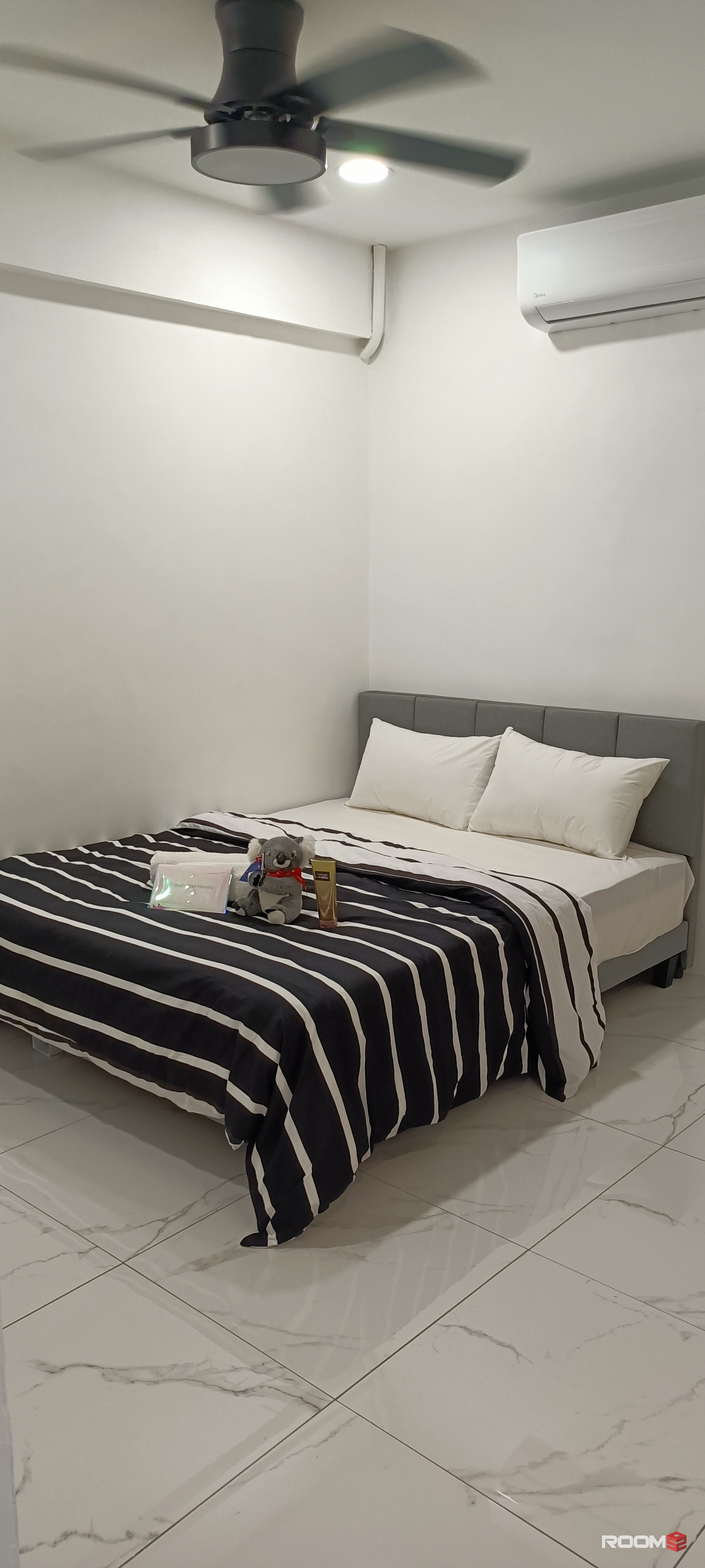 [Middle Room] Near Sunway/Icon City/Paradigm Mall/Kelana Jaya/SS2/SS3