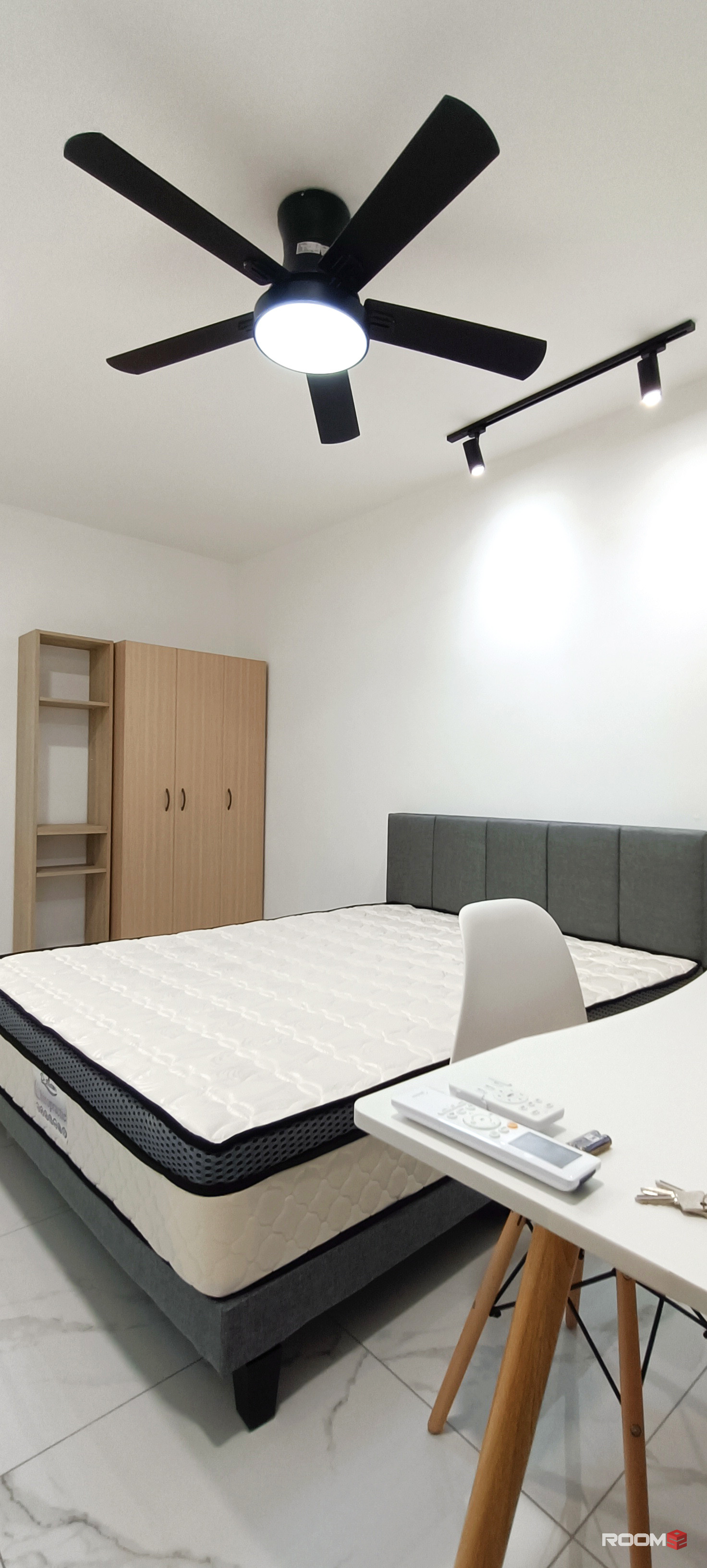 [Near Sunway/Paradigm Mall] SS8 Medium Room 福 - A NEW Minimalist Modern Dream Home