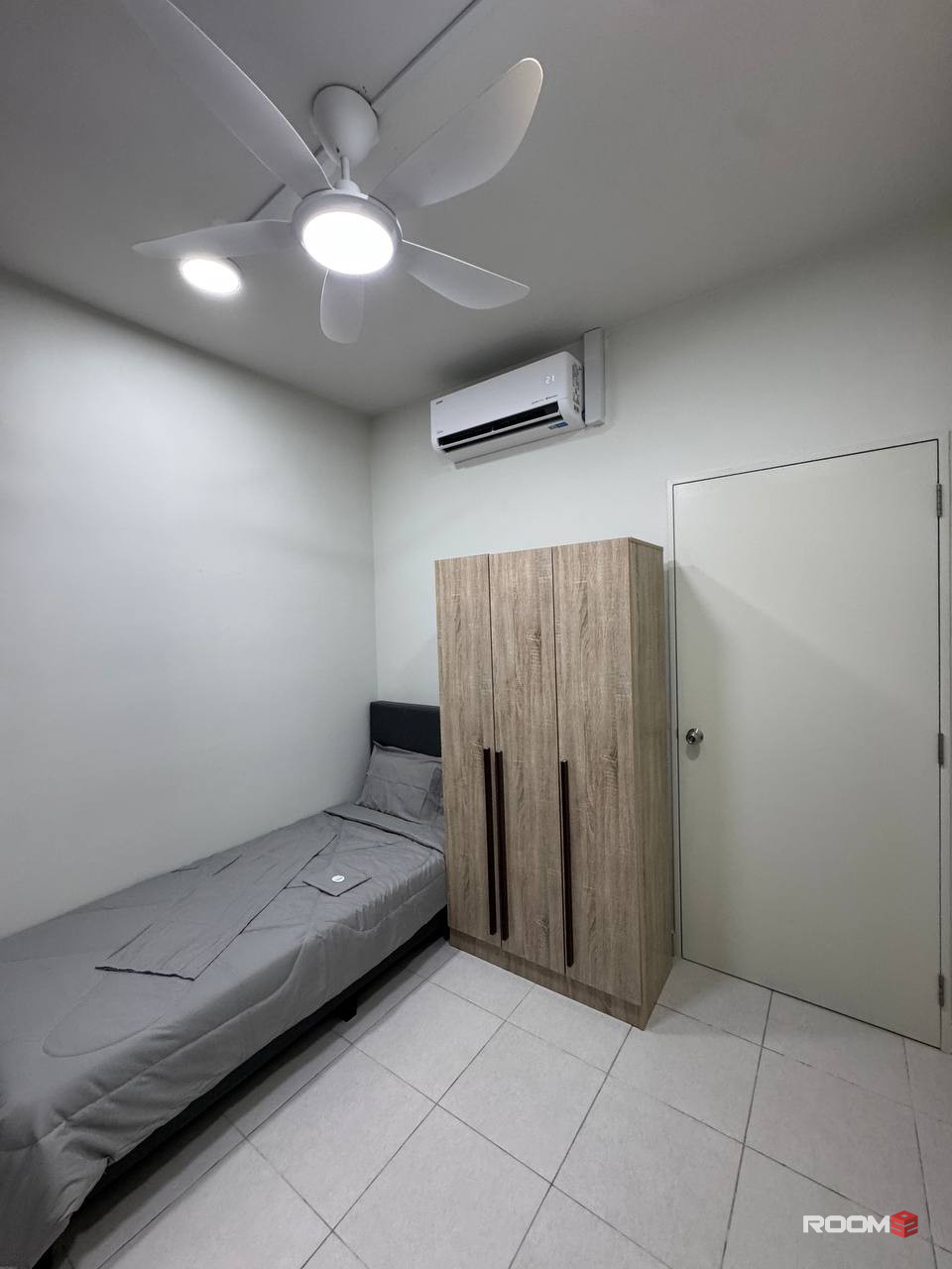 😉 Epicenter of Elegance : Single Room for RENT in Residensi Max @ Kuala Lumpur 😉