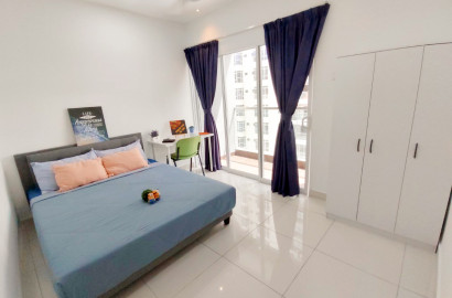 Medium Room with Nice View Balcony @ Paraiso Residence Bukit Jalil Walking Distance Pavilion 2