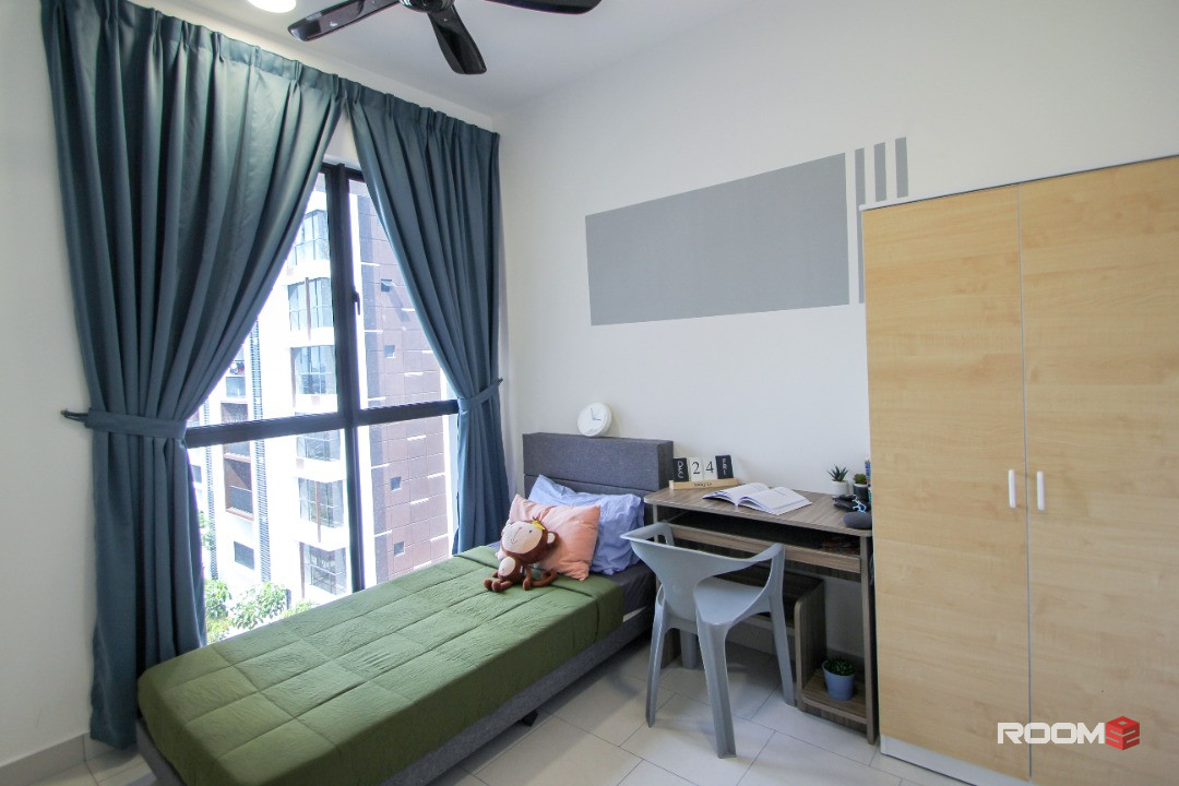 UPM Students looking for room rent? Single or Middle Room Astetica Residences for rent near The Mines