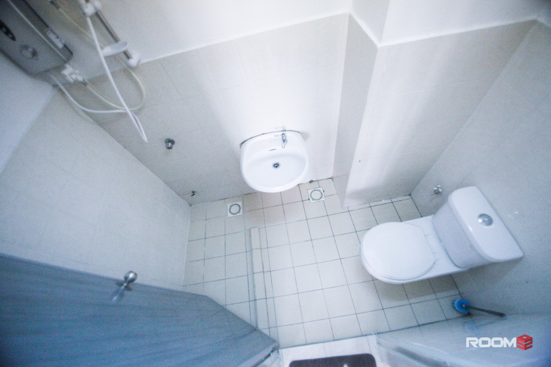 Female Unit🚺 Master Room @ Palm Spring, Kota Damansara
