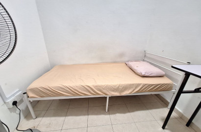UTM, AEON, Taman Universiti Single Room For Rent, Fully Furnished, RM 450!!!