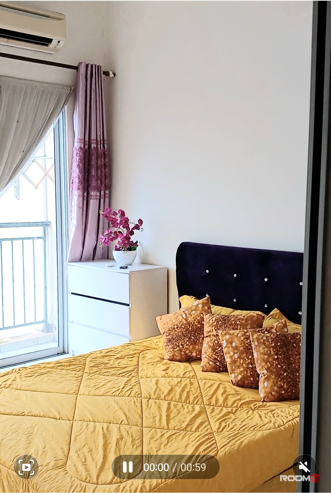 Couple aircond medium room ampang prima condo