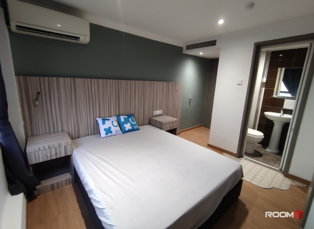 🚌1 MIN TO BUS STOP @ 🌸MASTER ROOM WITH PRIVATE TOILET🌸