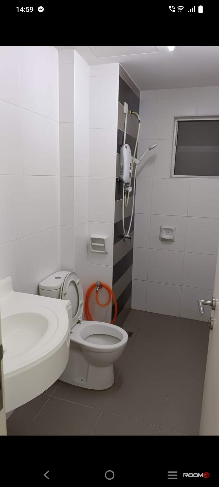 Small Room for Rent