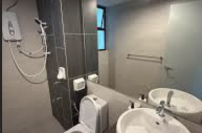 Middle Room at Bandar Puchong Jaya, Puchong