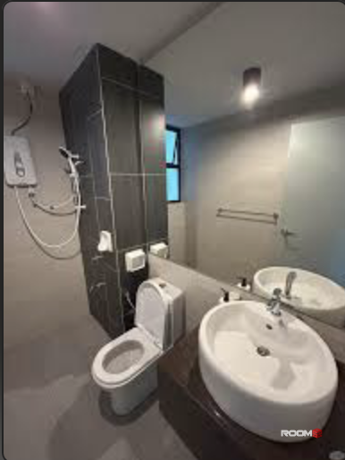 Middle Room at Bandar Puchong Jaya, Puchong