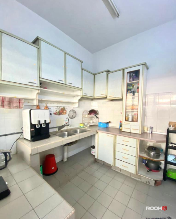 💼🏃‍♂️ Walk to LRT, Low Deposit — Perfect for Busy Working Adults!