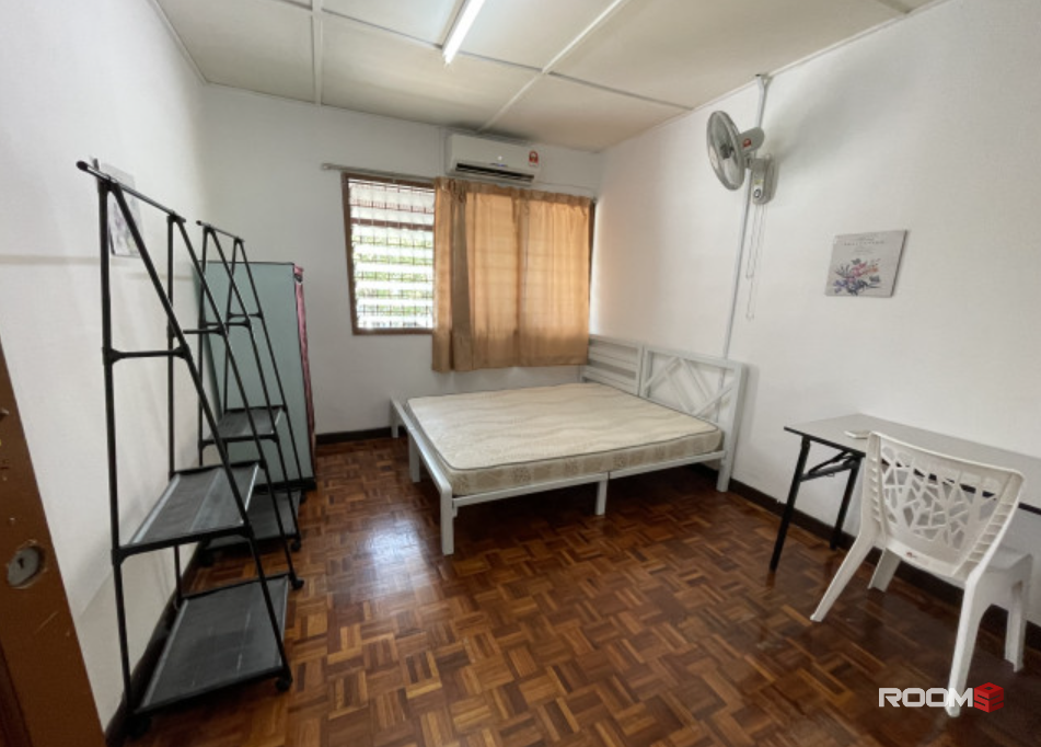 🚆✨ Comfy Unit Near LRT Taman Bahagia — Low Deposit, Ready to Move In!