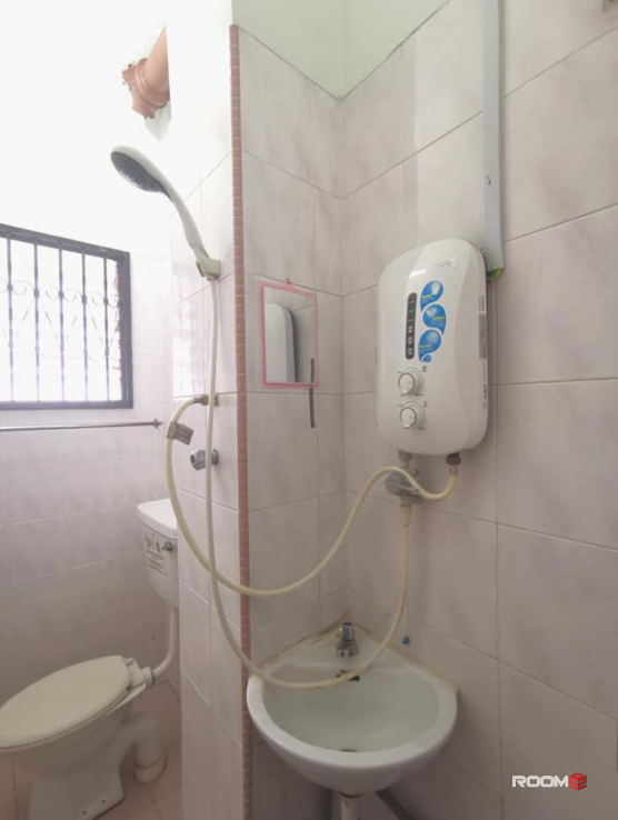 💼🚆💨 Save Time Everyday — Walk to LRT Kelana Jaya!