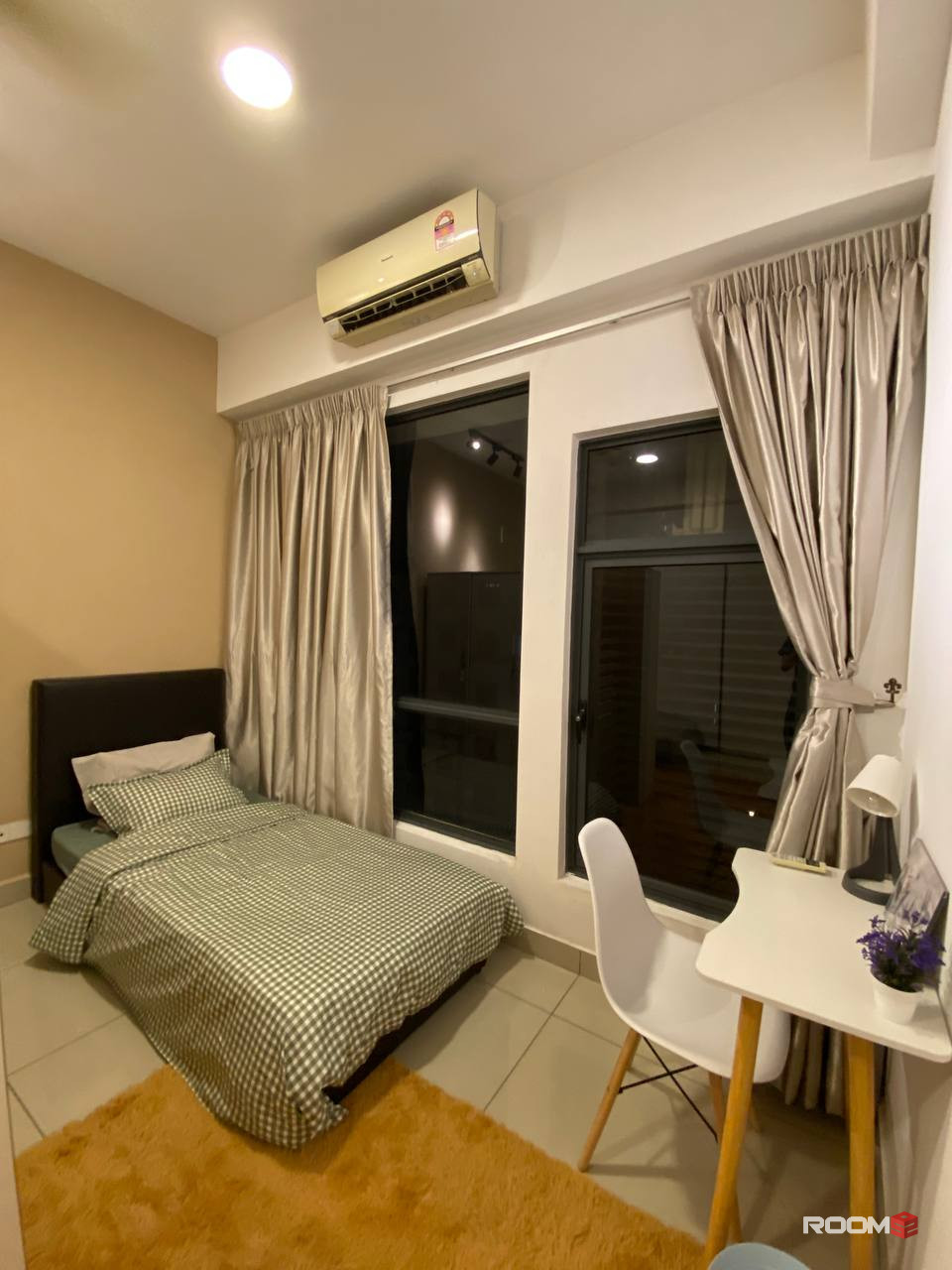 🔥Affordable Shared Room for rent! 👍Suitable for Students & Working Adults!