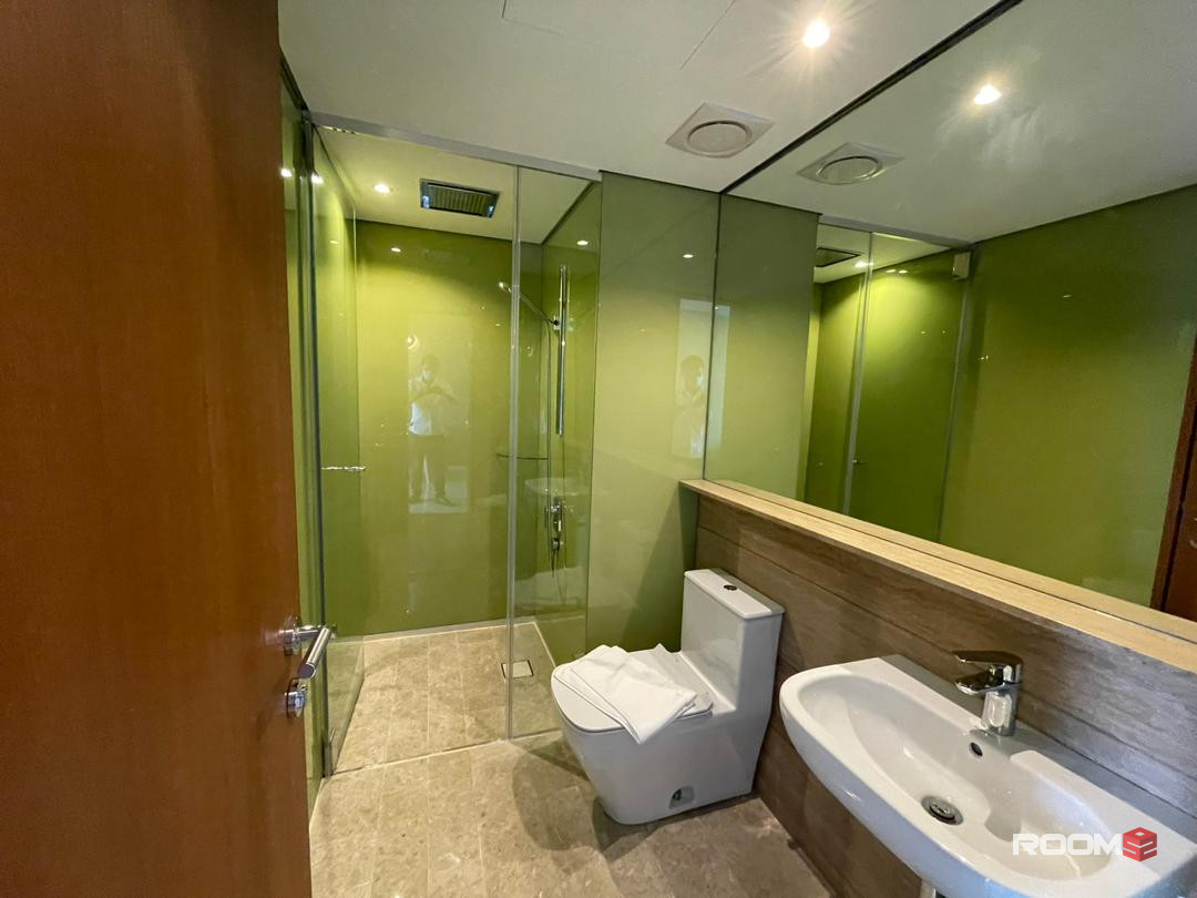 Room for Rent at Sky Suites KLCC - 6 minutes walk to KLCC