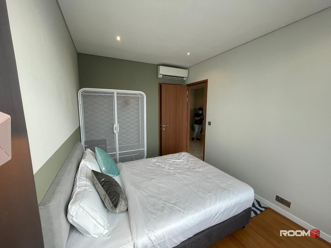 Room for Rent at Sky Suites KLCC - 6 minutes walk to KLCC