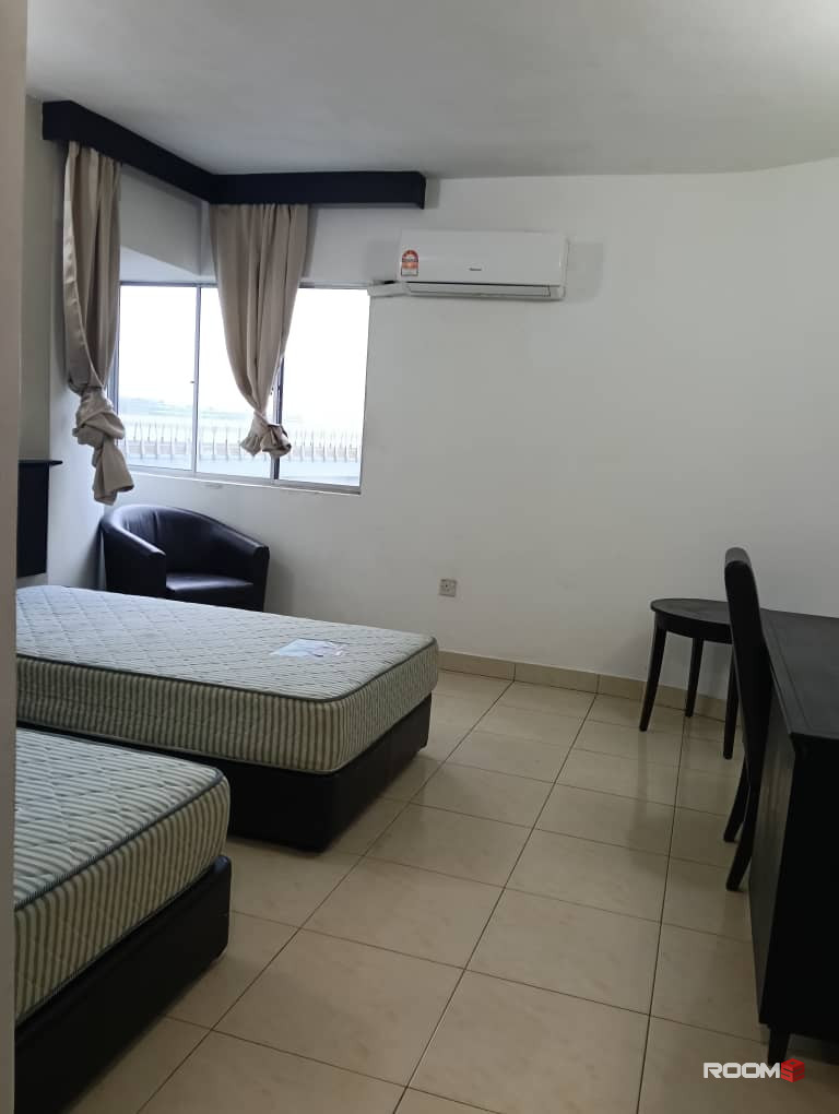 🔥1 KM to CIQ 🔥| SUPER easy commute😎 🌟Affordable, cozy & perfect room for Singapore workers🌟