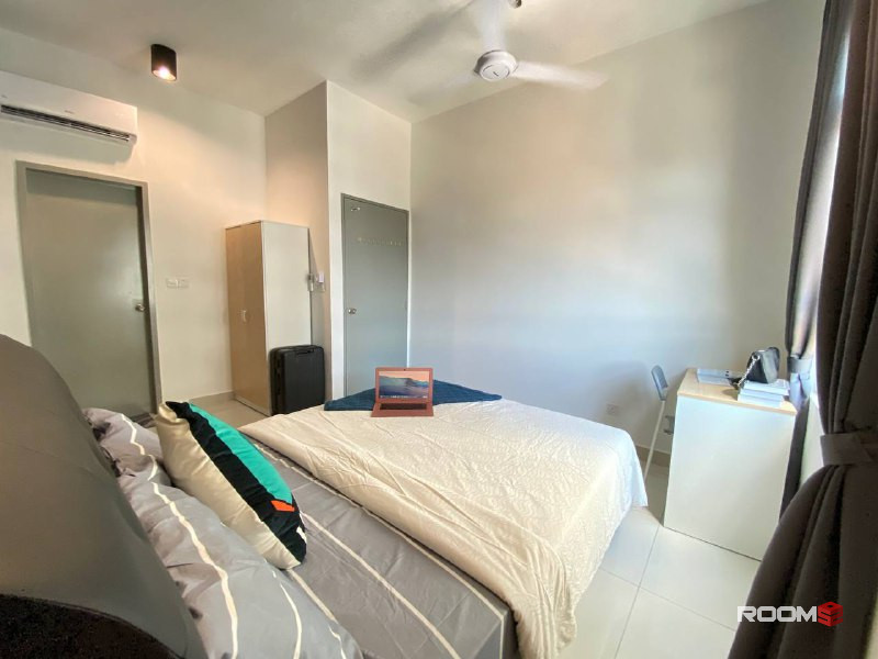 KL Biggest Room Rental Without Deposit 🛏❗️ Master room for rent at TR Residence with private 🛁bathroom