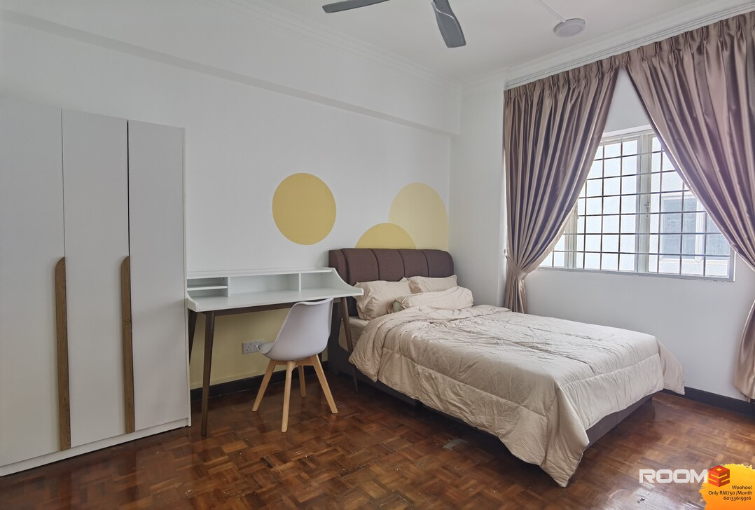 [WALK TO MRT Eko Cheras] Middle Room at Awana Puri, Cheras Taman Mutiara Barat
