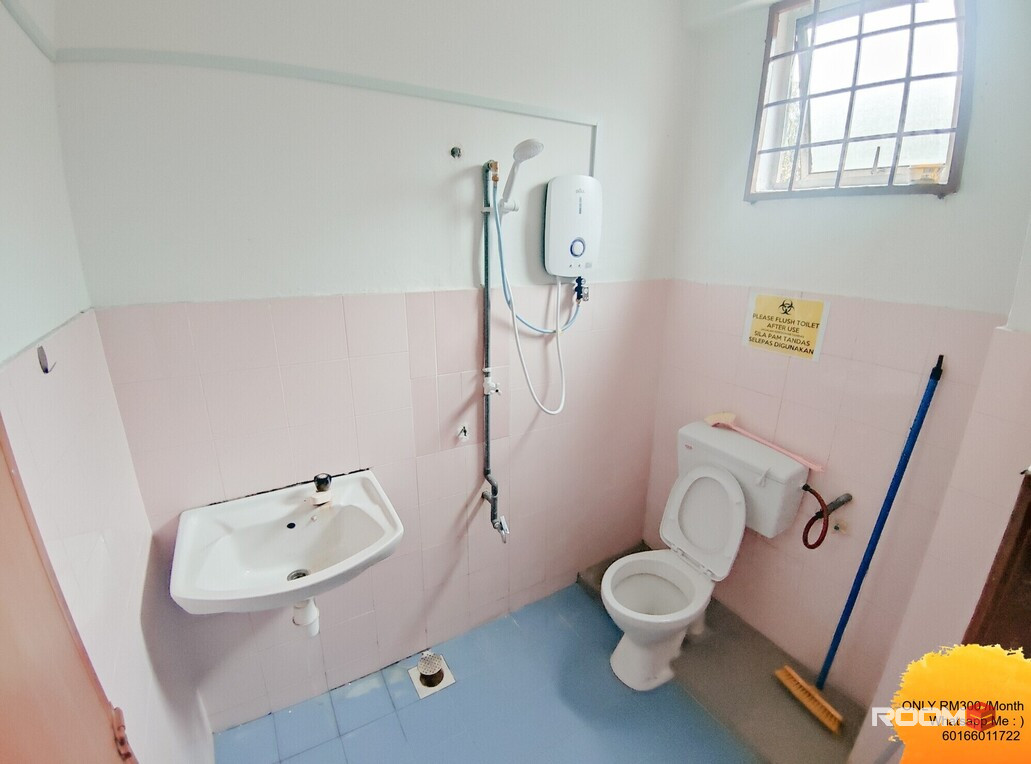 Brand NEW & CLEAN Single Room Kasturi Shop Apartment