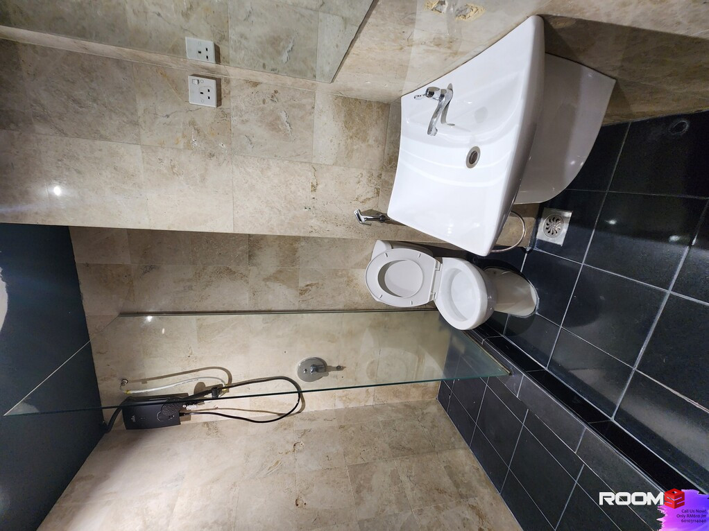 5min to Monorail IMBI❗❗City View Single Room with Private Bathroom🔥Hotel Style Co-living at Bukit Bintang, Pudu, Cheap&