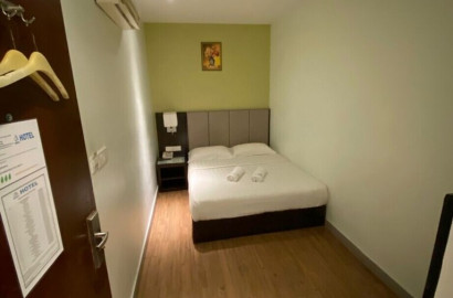🔥Zero Deposit🔥 Fully Furnished 🛏️ Standard Room For Rent Petaling Street 🌟WiFi 🌟Private Bathroom