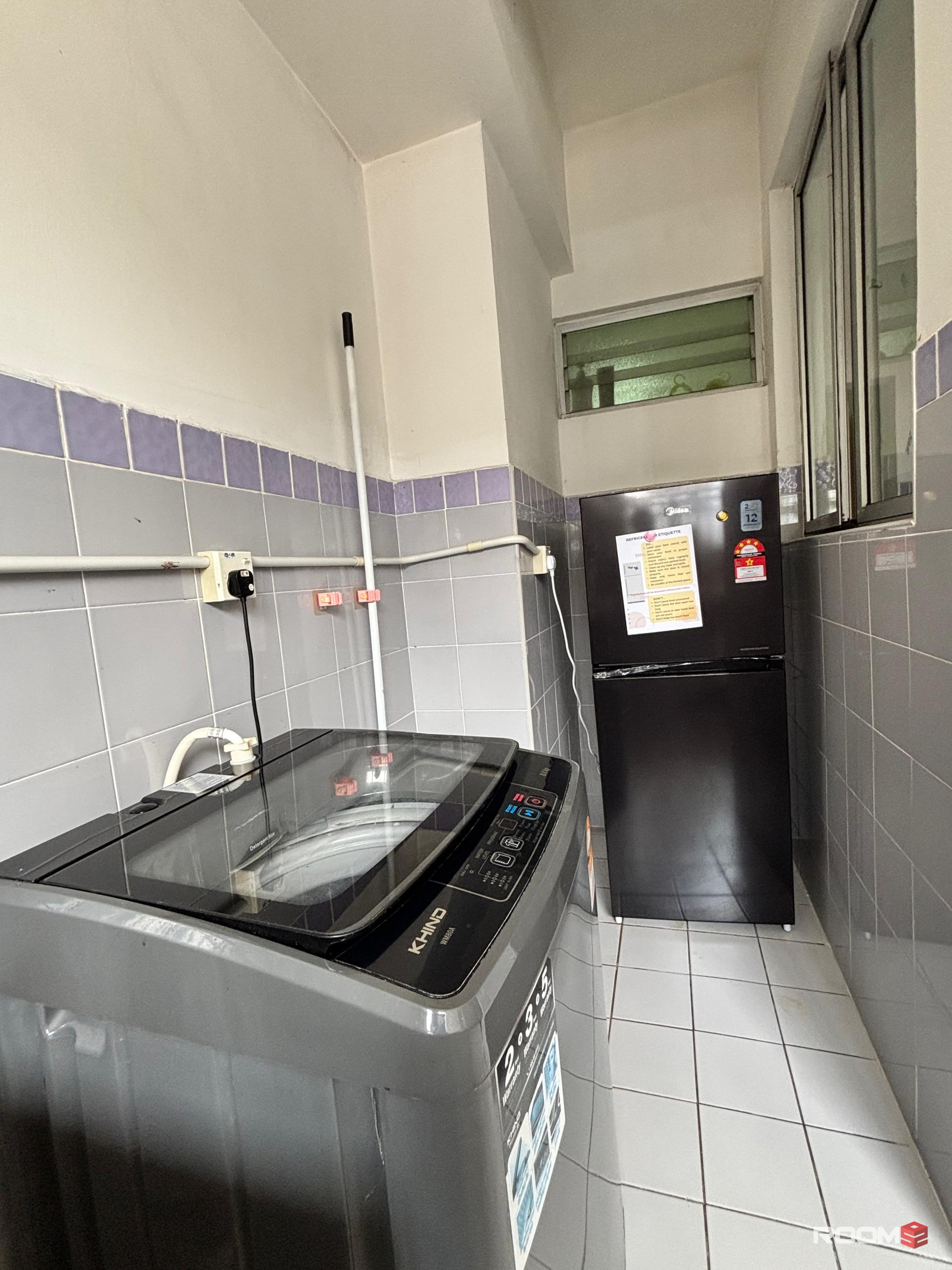 NO AGENT FEE. Female Unit.Cyberjaya MMU.Quiet. Non Sharing Room.