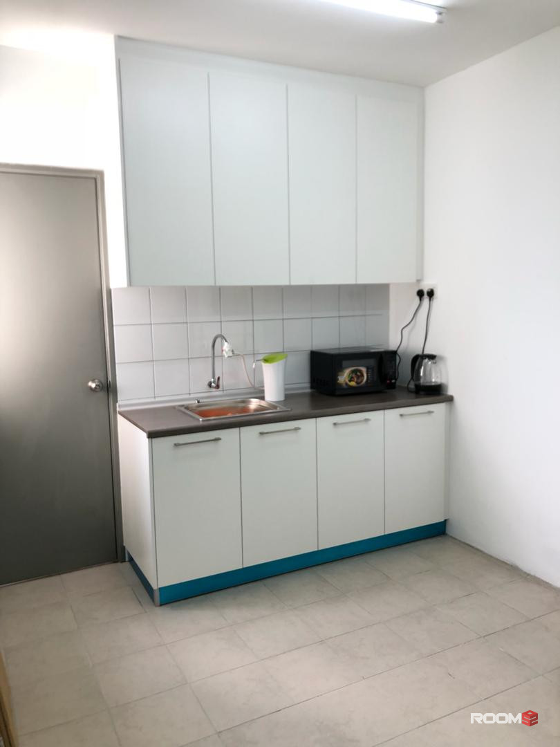 [Free Utilities] Furnished Small Room for Rent @ Casa Tiara, Subang Jaya