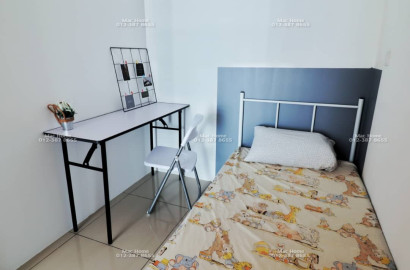 Cozy Middle Room to rent