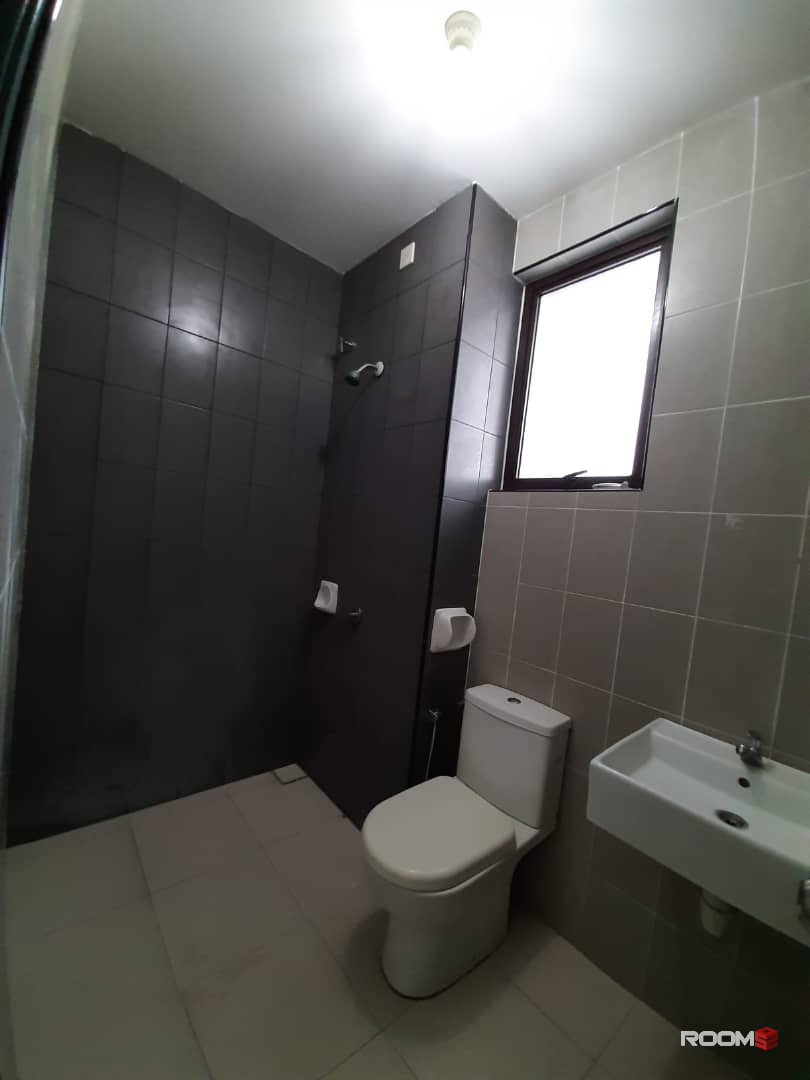Middle Room at Sendayan, Seremban, Bilik Sewa Seremban [🔥👉 𝐍𝐞𝐚𝐫 𝐒𝟐] Ara Sendayan, Hijayu, Mambau, Labu, D'Tempat
