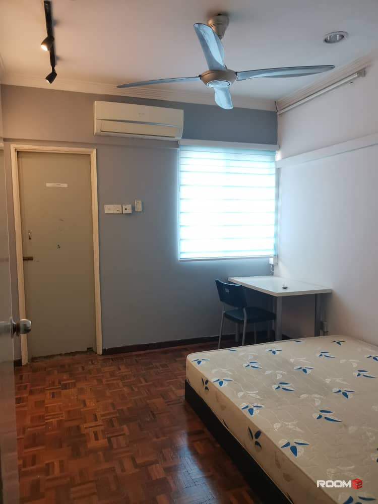 Medium Room Sharing Attached Bathroom @ Sunway PJS 9 (near Medical/ GEO/ Pinnacle)