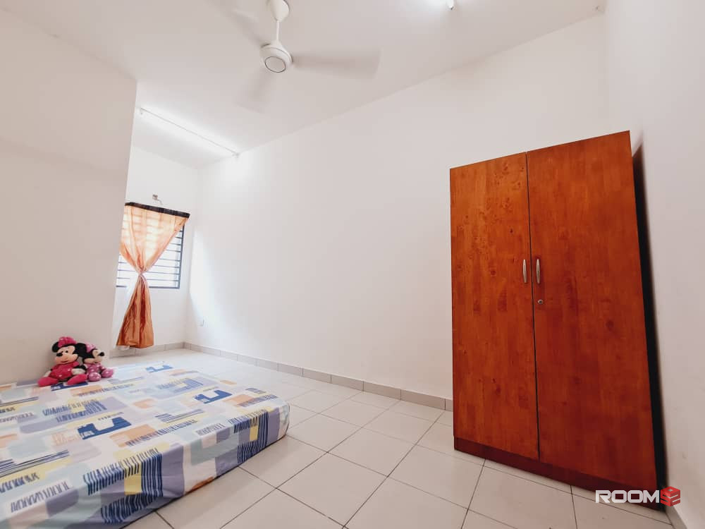 Middle Room at Seremban 2, Seremban  🔥 👉 Bilik Sewa Seremban 2 [Near KPJ, 𝐍𝐨𝐧-𝐬𝐡𝐚𝐫𝐢𝐧𝐠] Park Avenue, AEON