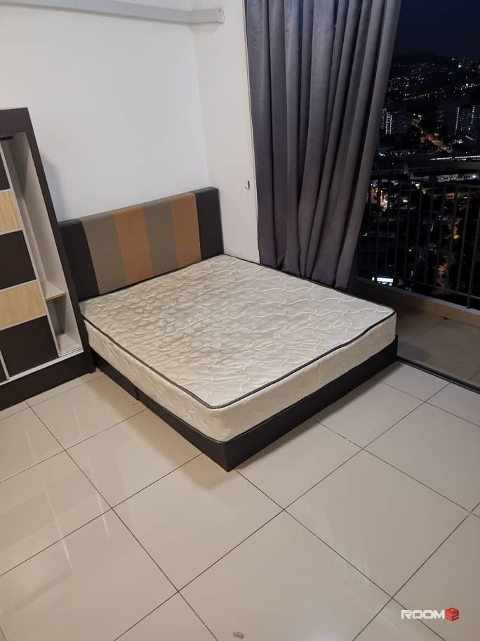 own balcony room kl view included parking kepong the henge