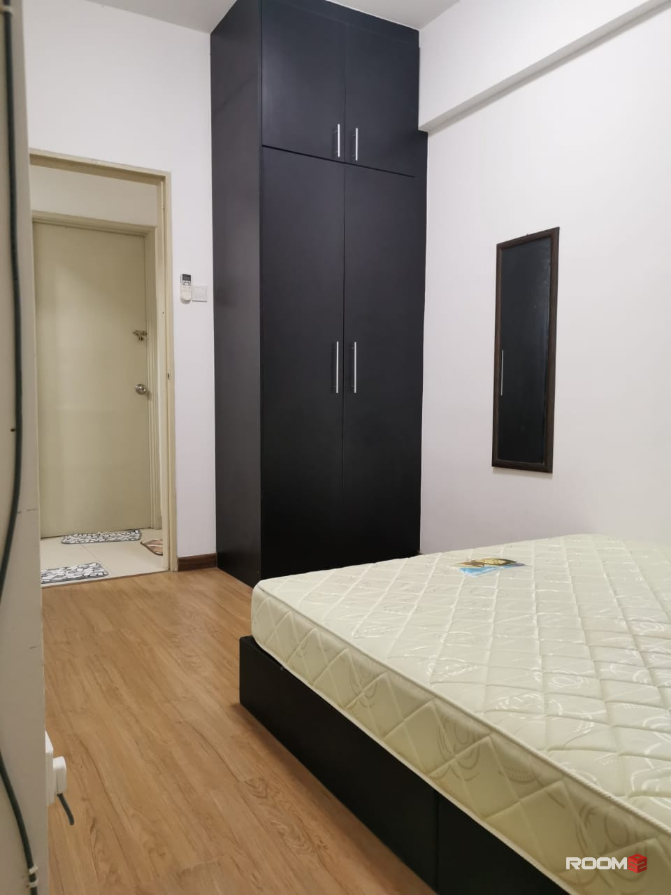 Fully furnished room ready to move in, rental include utilities
