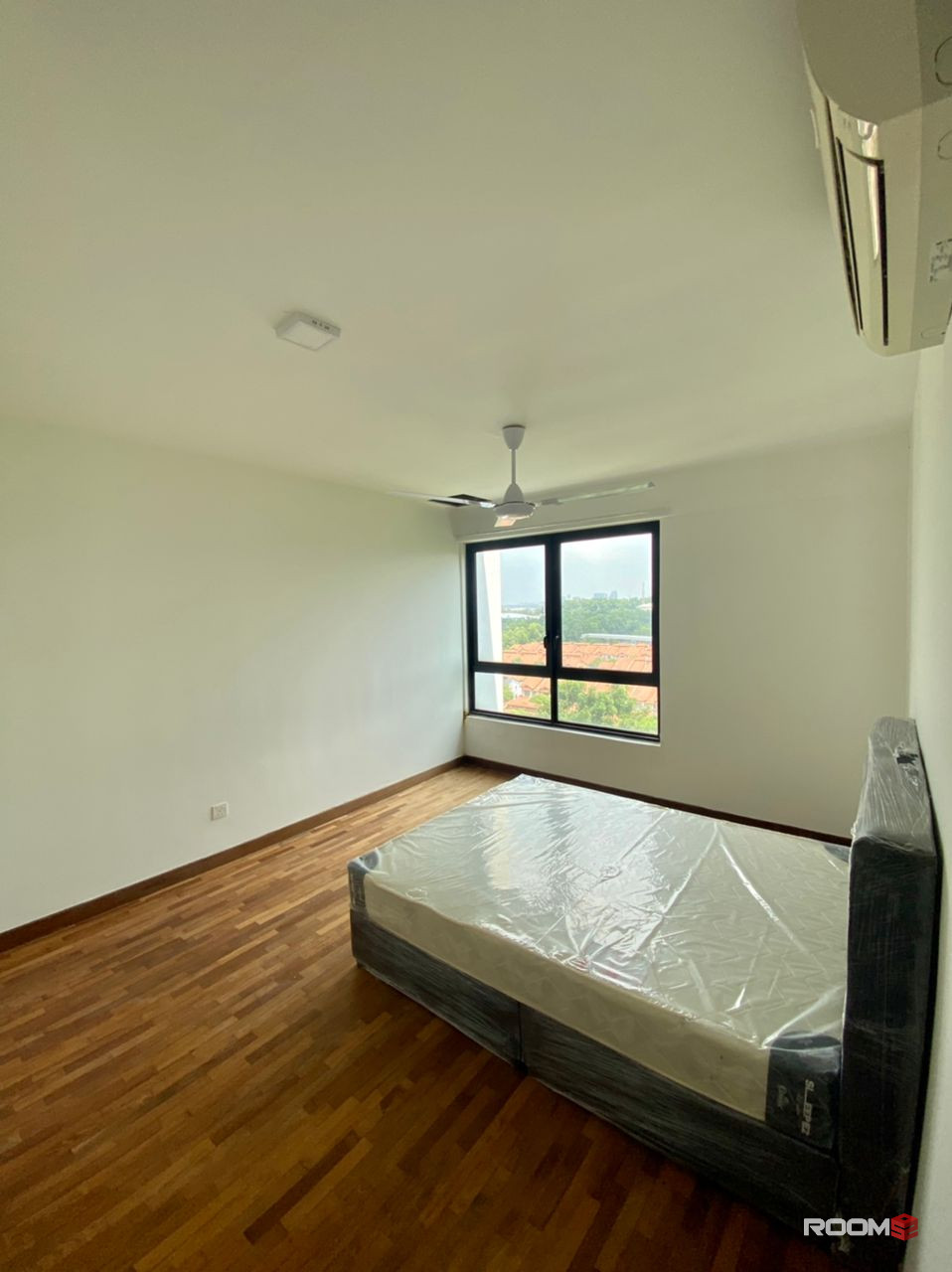 Low Deposit ⛳ Middle room for rent i-Residence i-City Shah Alam