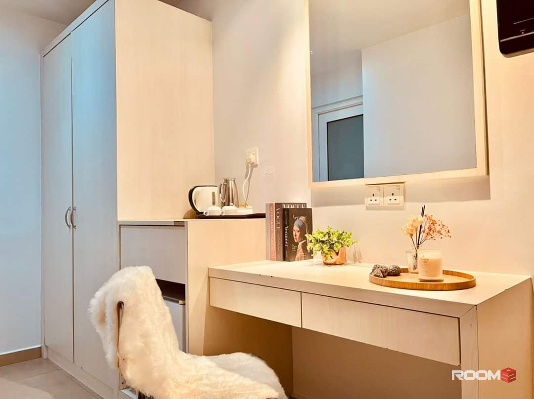 Room Rent : Zero Deposit , Hotel Sungei Wang, Twin Bed room attached with Bathroom @ Jalan Bukit Bintang KL