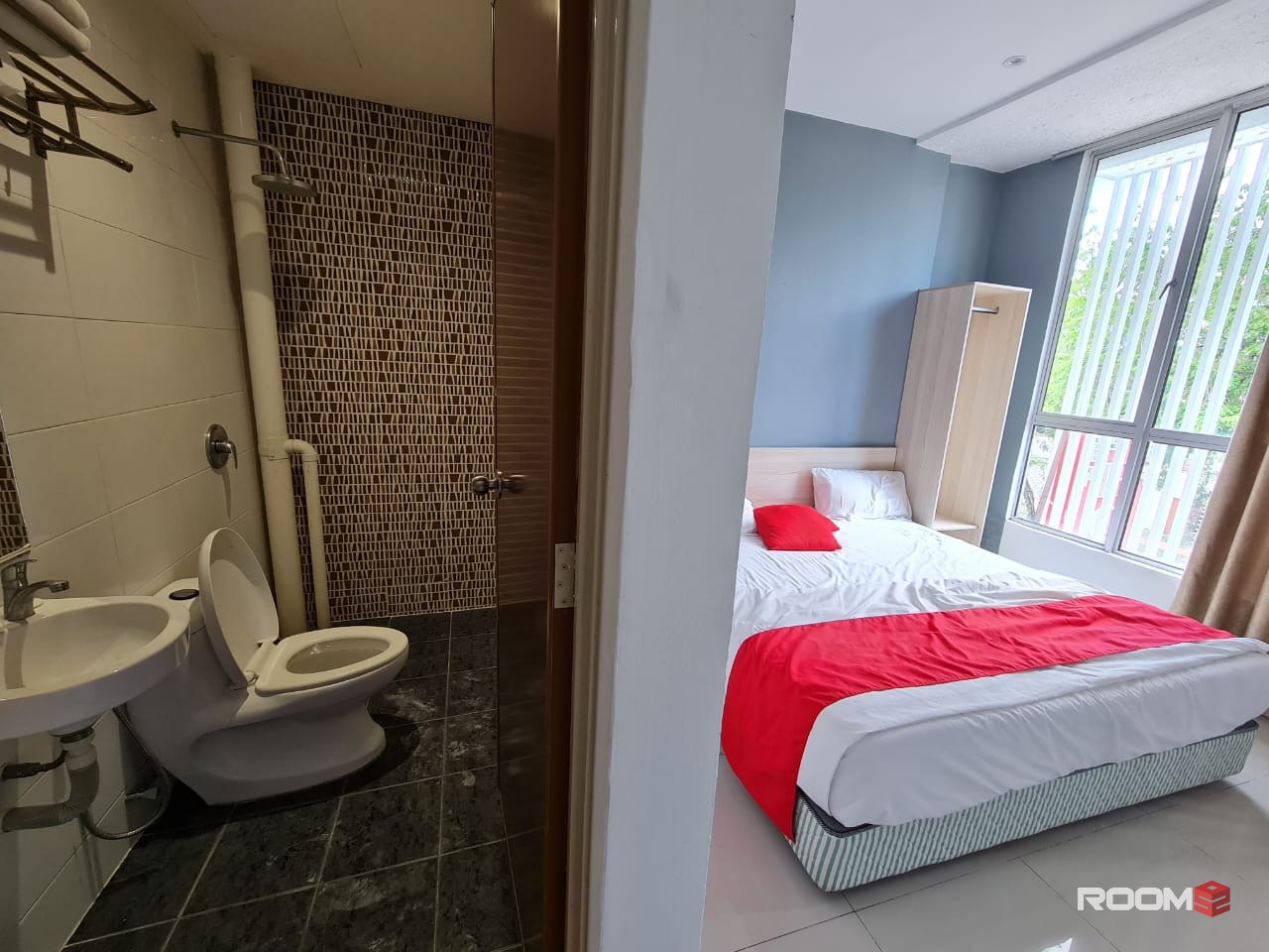 Hotel Room✨ Original Room with own Bath @ Damansara Inn, Atria