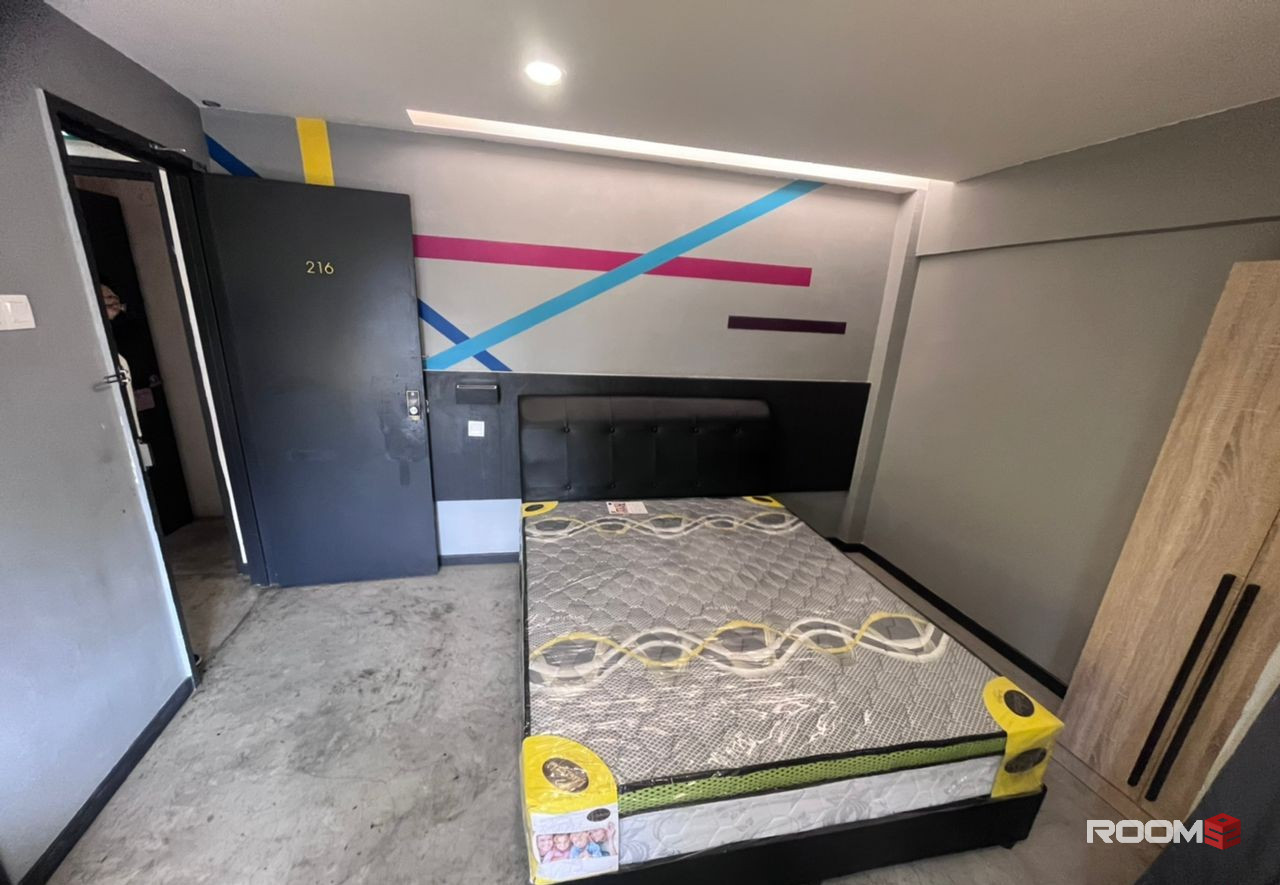 LIMITED TIME OFFER ‼️  2mins 🚶 walk to MRT Maharajalela, KL Sentral 🚉 Room attach Toilet for Rent