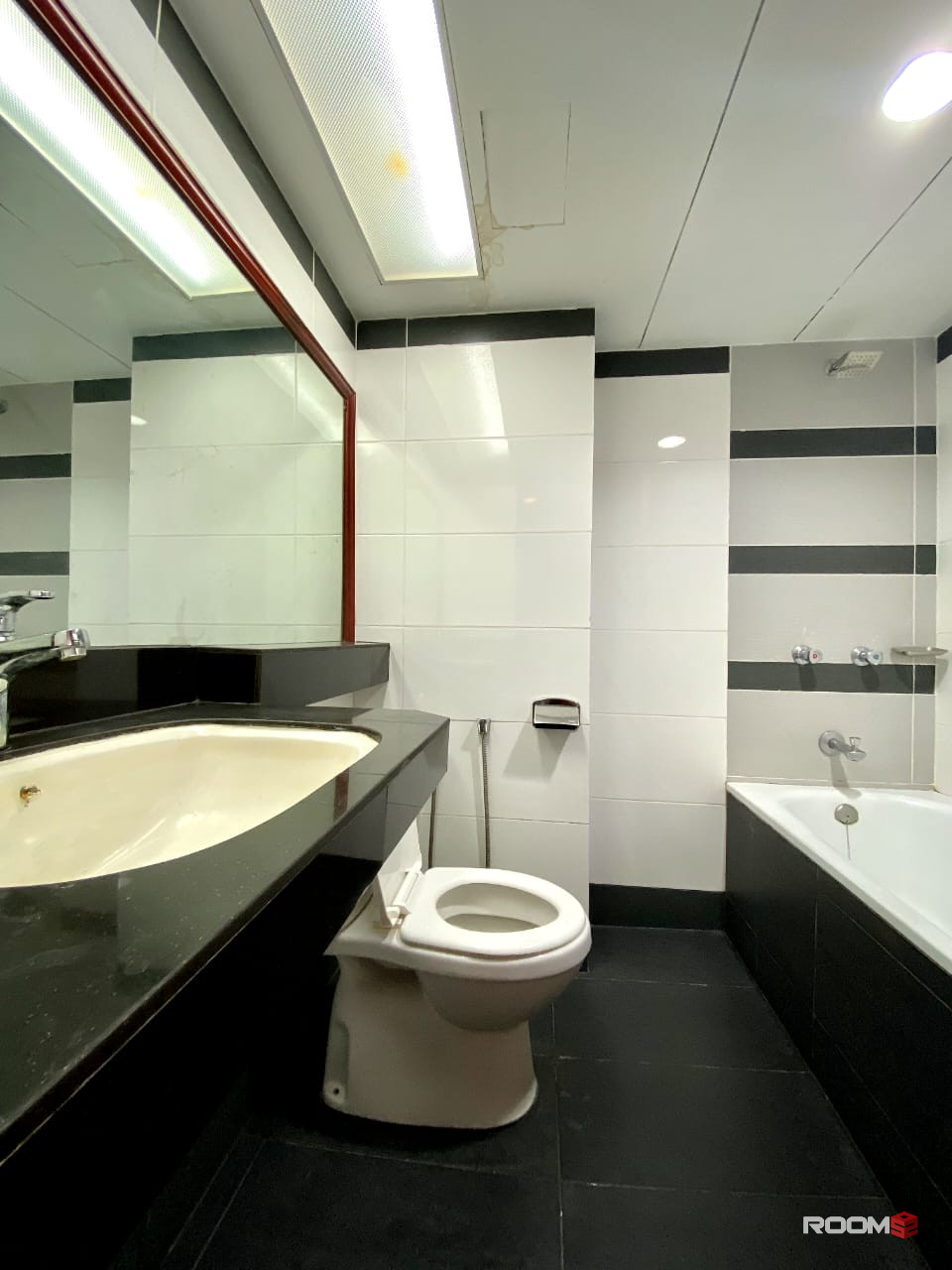 🔥0️⃣Zero Deposit✅🔥 , 🔥0️⃣Zero Deposit✅🔥 , M1 Hotel , Chow Kit Area With Private Parking , 3Mins To Monorail Chow Kit