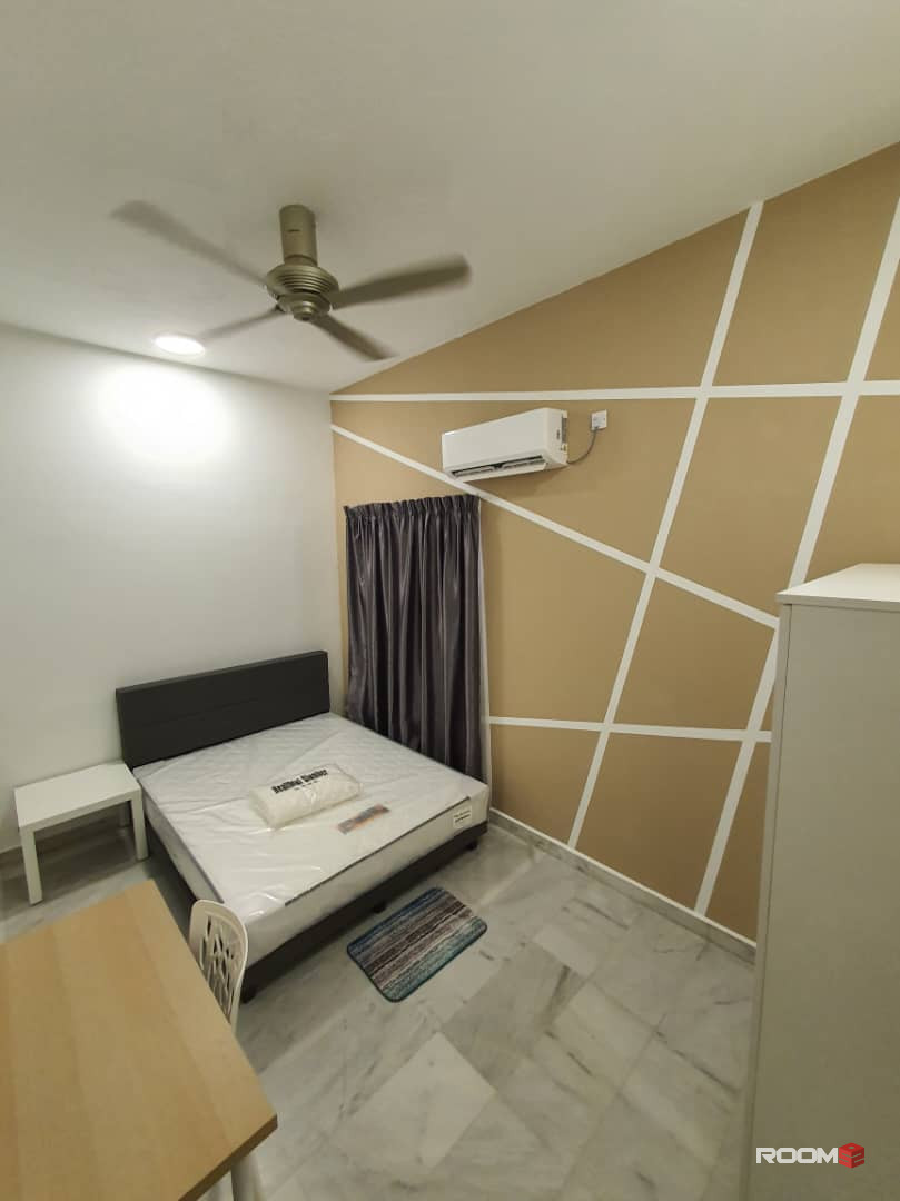 2-storey Terraced Small Room For Rent Newly Renovated units with brand NEW furniture.