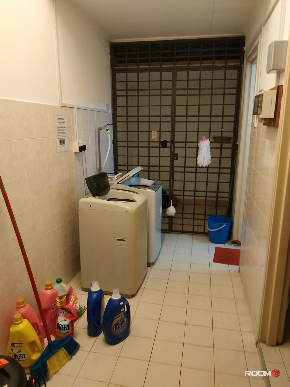 Single room in Bandar Utama/ 1 utama/1U for rent