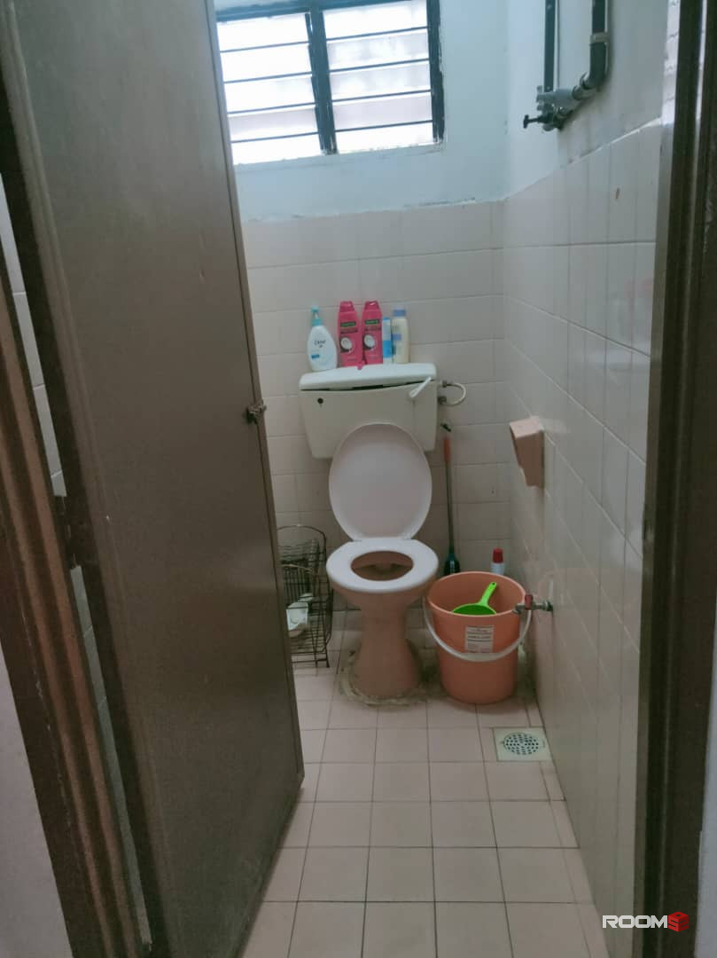 Middle Room, Master Room at Bandar Sunway, Petaling Jaya