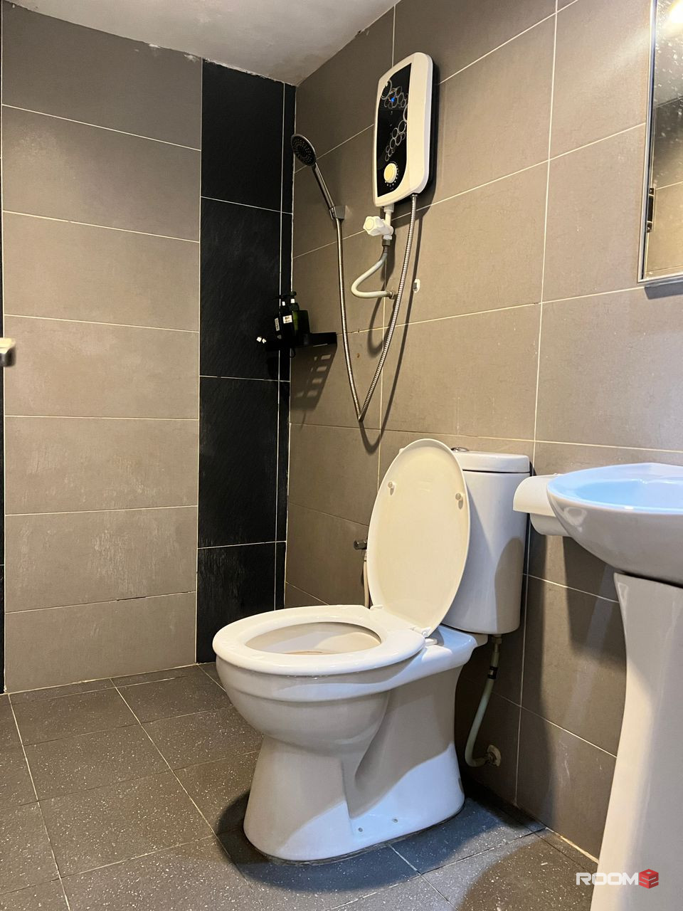 🔥0️⃣Zero Deposit✅🔥 , SS2 Area , Best View Hotel , Easy Access Sea Park / Section 17 &19 / Damansara , Master Bedroom W