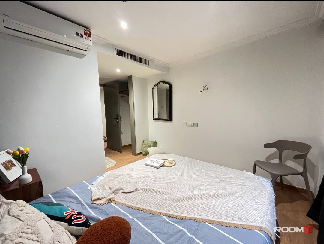 Zero Deposit Luxury Room with private 🛁bathroom But Cheap Rental At Swing & Pillow @ Grand Maria, KL City Centre