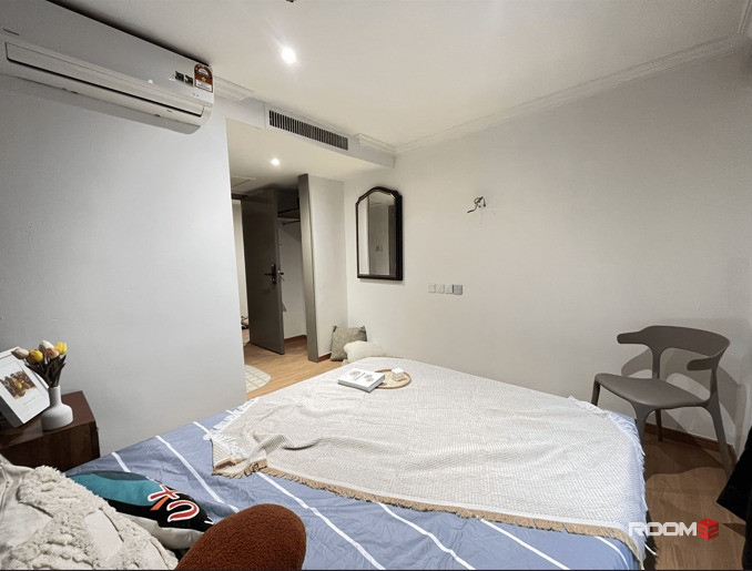 ZERO DEPOSIT Huge Room Rent At Chow Kit Near Bus Stop, LRT , Monorel & KTM ❗ 🚄🚌