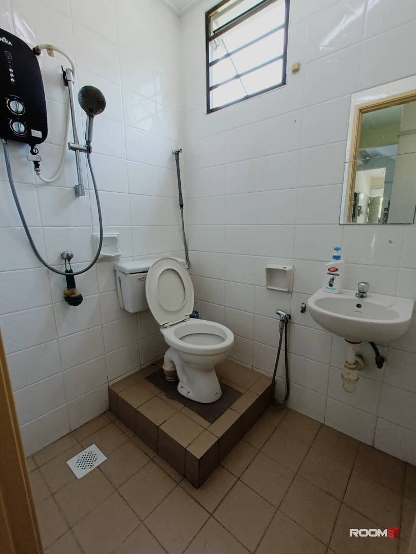Near TOPGLOVE/SETIA ALAM/BUKIT TINGGI ROOM FOR RENT